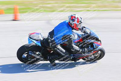 media/Jan-20-2023-Fastrack Riders (Fri) [[f2ad32aba3]]/Level 1/session 3 turn 9/